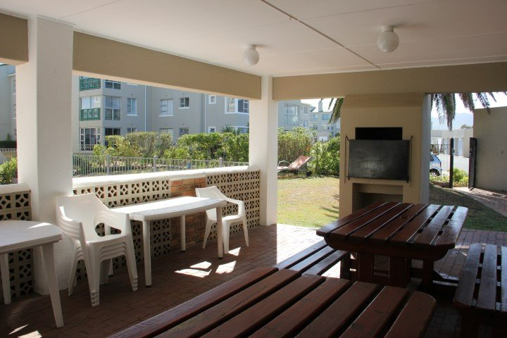2 Bedroom Property for Sale in Greenways Golf Estate Western Cape